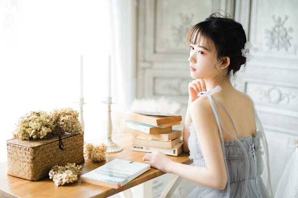 告白的话对男生的短语 世界上繁华种种唯有你无可替代