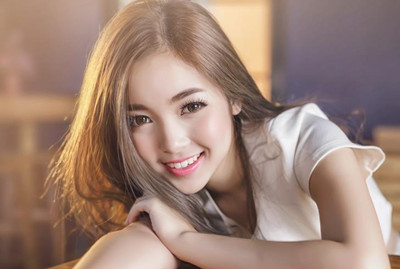 撩妹情话:说情话很俗吧,我也觉得很俗,还不如抱抱你呢