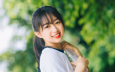 聊天中的5句浪漫情话,撩的女人心花怒放,瞬间红透了脸