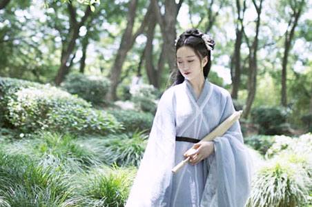 哄天蝎座女人的话 想将手插进你的大衣