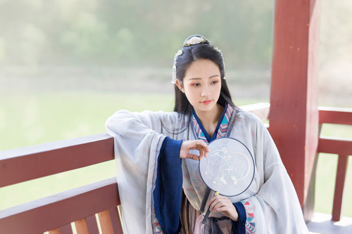 水瓶座女最爱听的情话 和你相爱就是我的幸福
