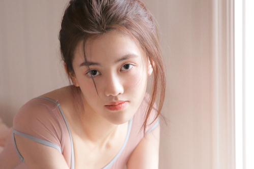 关于七夕情人节的诗 铅华潜警曙,机杼暗传秋