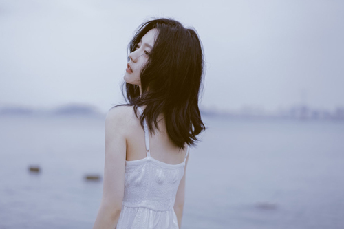 妹子撩汉子的情话 我们有许多的凑巧只缺一个正好