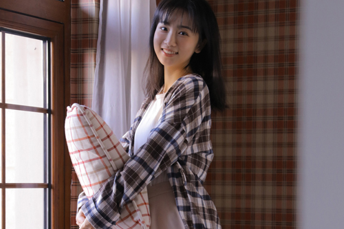 表达对远方爱人思念的诗句 有美人兮见之不忘