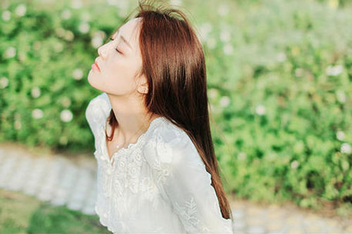 撩妹情话很甜很撩的句子 我爱你一如既往