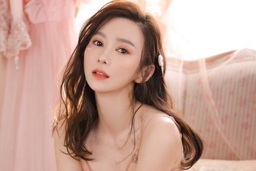 给喜欢女孩表白的话语 最近得了一种叫做没有你不行的病