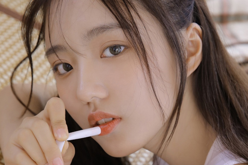 52o表白短暂的句子 身边没有你好怪哦
